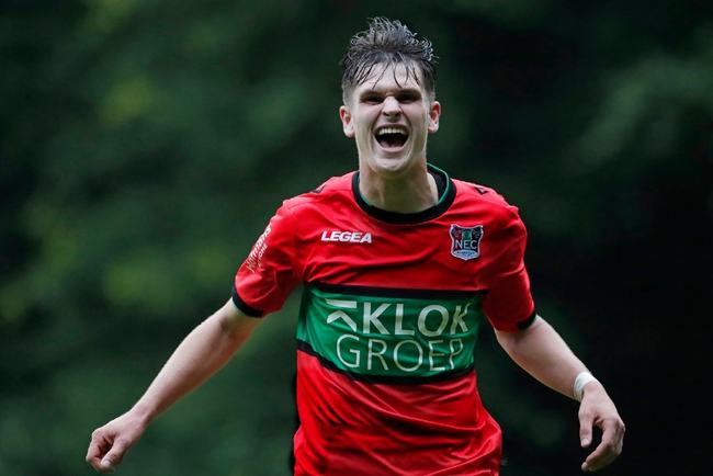 场上的兼容 场上的兼容