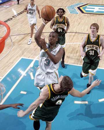 而康乔则展 而康乔则展