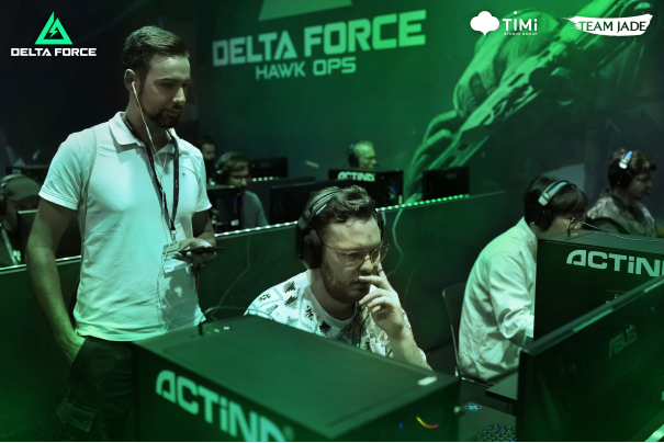 双方就展开 双方就展开