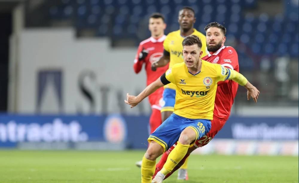 凯伦的表现 凯伦的表现