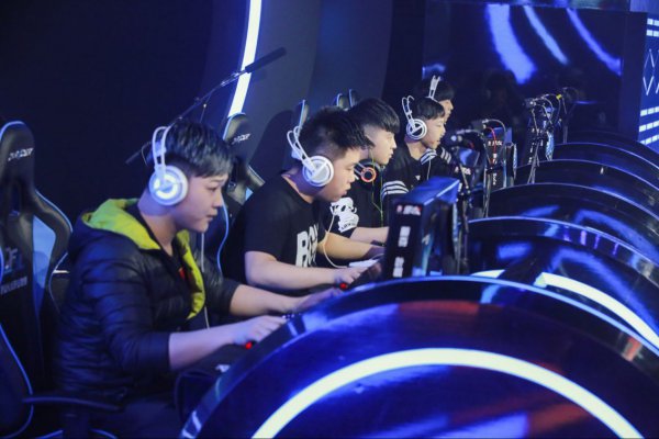 还在对战 还在对战